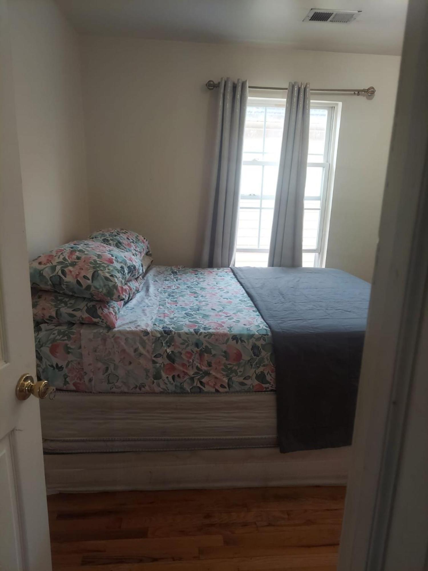 Crystal Room 1 Guest House Near 12Mins To Ewr Airport / Prudential / Njit / Penn Station นูวาร์ก ภายนอก รูปภาพ