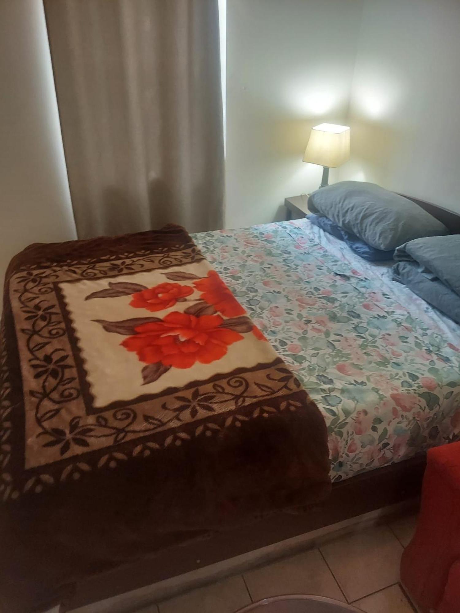 Crystal Room 1 Guest House Near 12Mins To Ewr Airport / Prudential / Njit / Penn Station นูวาร์ก ภายนอก รูปภาพ